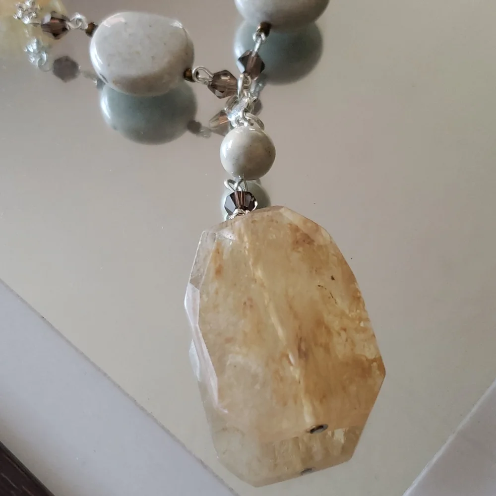 Premier Designs Sand Dune necklace - Picture 2 of 4